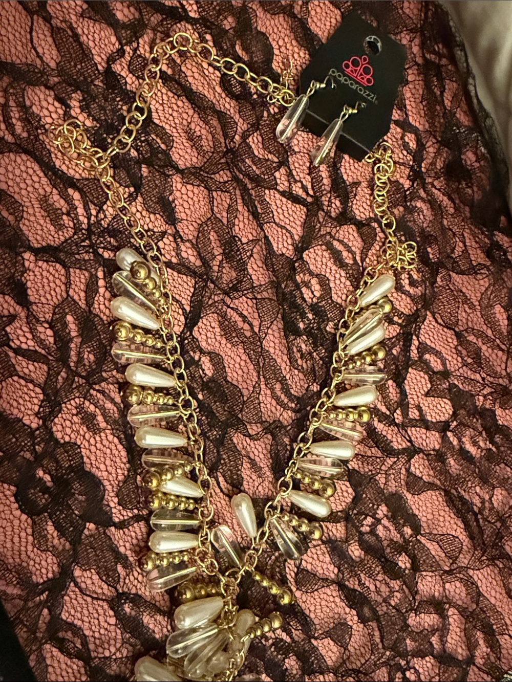 paparazzi Gold and White Pearl Teardrop Layered Necklace